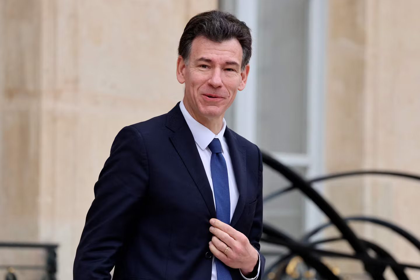 Etudiants étrangers : le ministre de l’enseignement supérieur tance les universités qui n’appliquent pas les frais d’inscriptions majorés 1 Etudiants etrangers le ministre de lenseignement superieur tance les universites