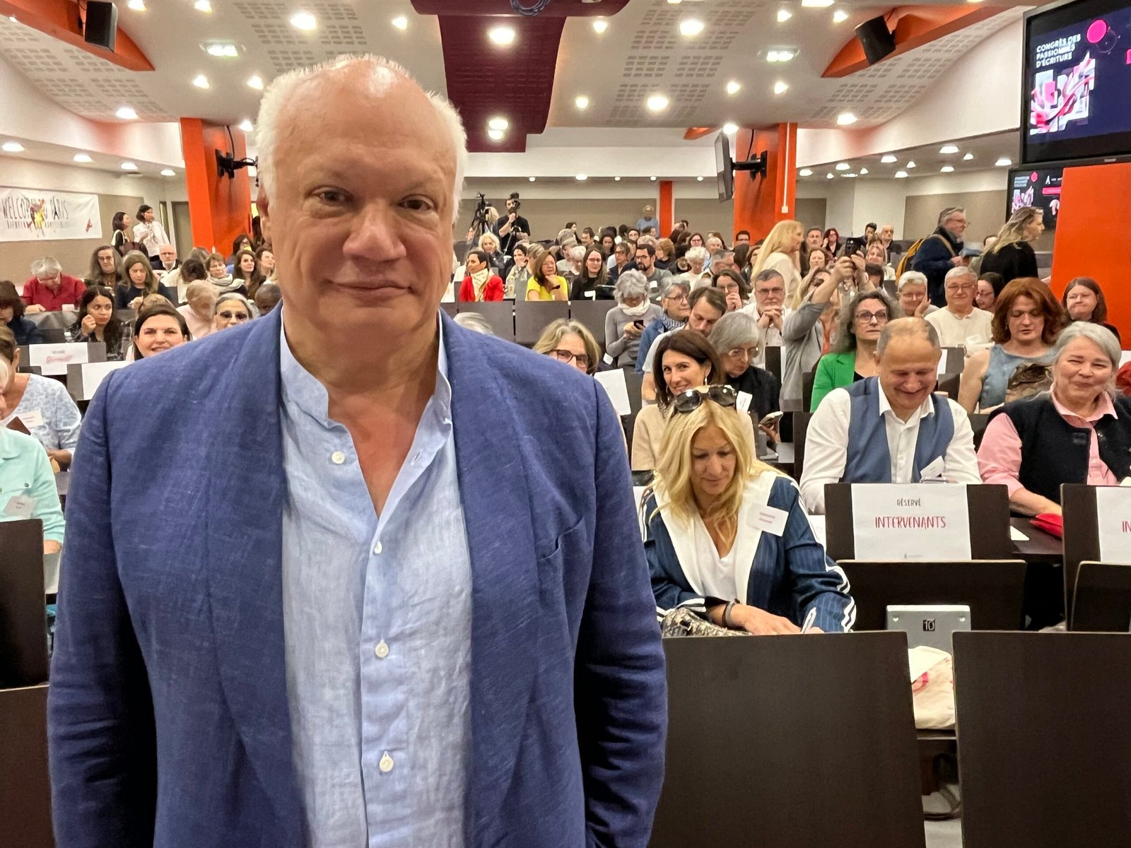 Le premier Congres des passionnes d039ecriture reunit 600 auteurs amateurs scaled
