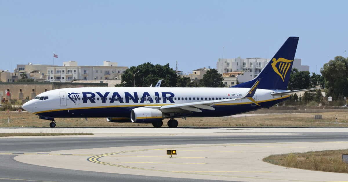 Les passagers Ryanair devront se présenter plus tôt à l'enregistrement ... au risque de ne pas embarquer à partir de cette date 1 Les passagers Ryanair devront se presenter plus tot a l039enregistrement