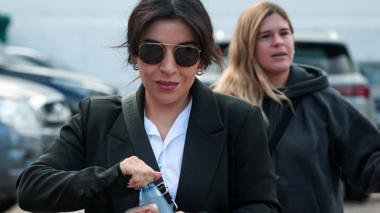 Proces sur la mort de Maradona sa fille denonce