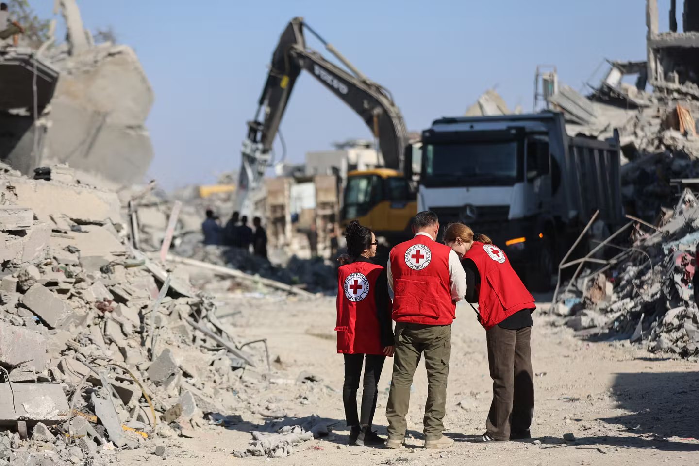 Dans lhumanitaire les etudiants font face a un goulot detranglement