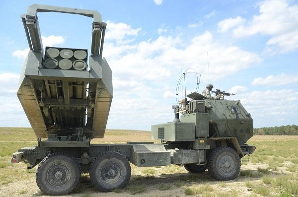 Le Canada a discretement commande des lance roquettes multiples M142 HIMARS