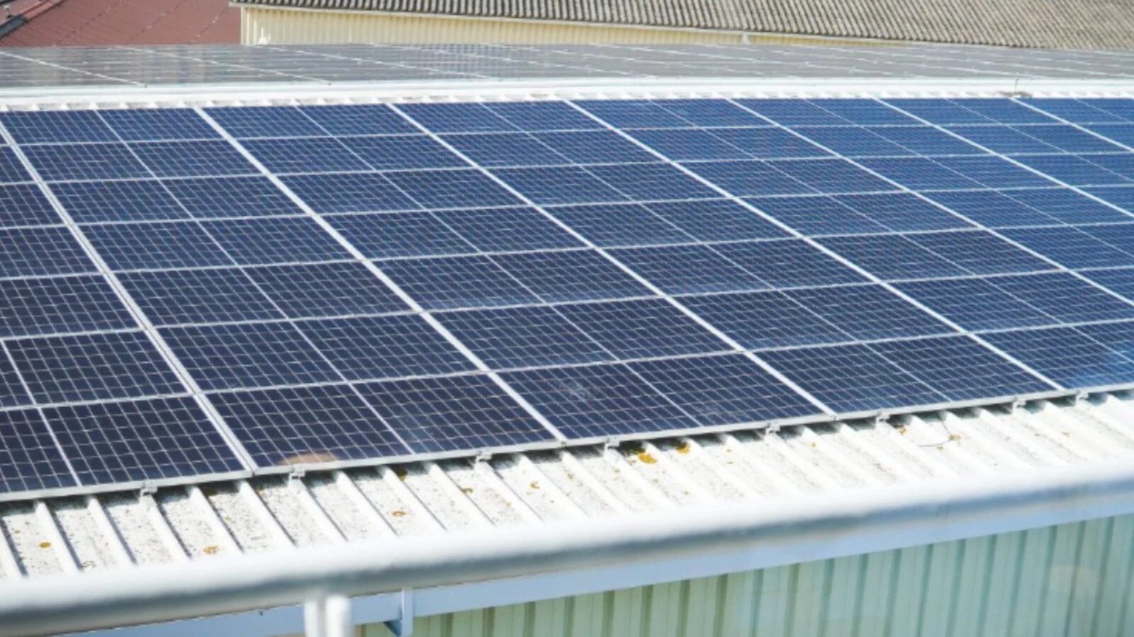 Les panneaux solaires vieillissent mal Cette etude prouve le contraire