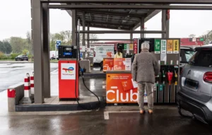 Prix des carburants : Les ministres Philippe Tabarot et Maud Bregeon défendent TotalEnergies et dénoncent un « bashing »