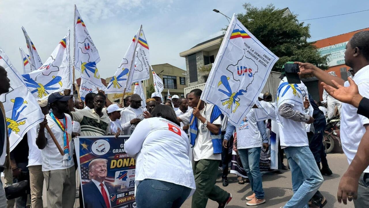RDC demonstration de soutien du parti presidentiel aux sanctions americaines