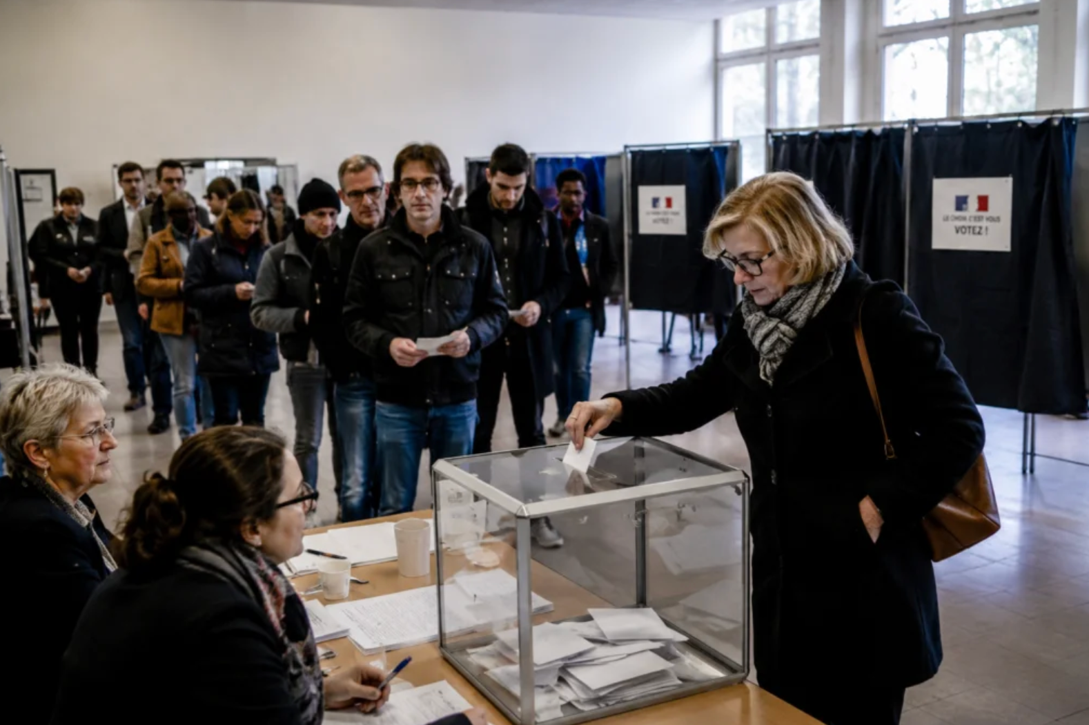 Isaac Hammouch : Pourquoi les démocraties occidentales traversent une crise de confiance 1 democraties