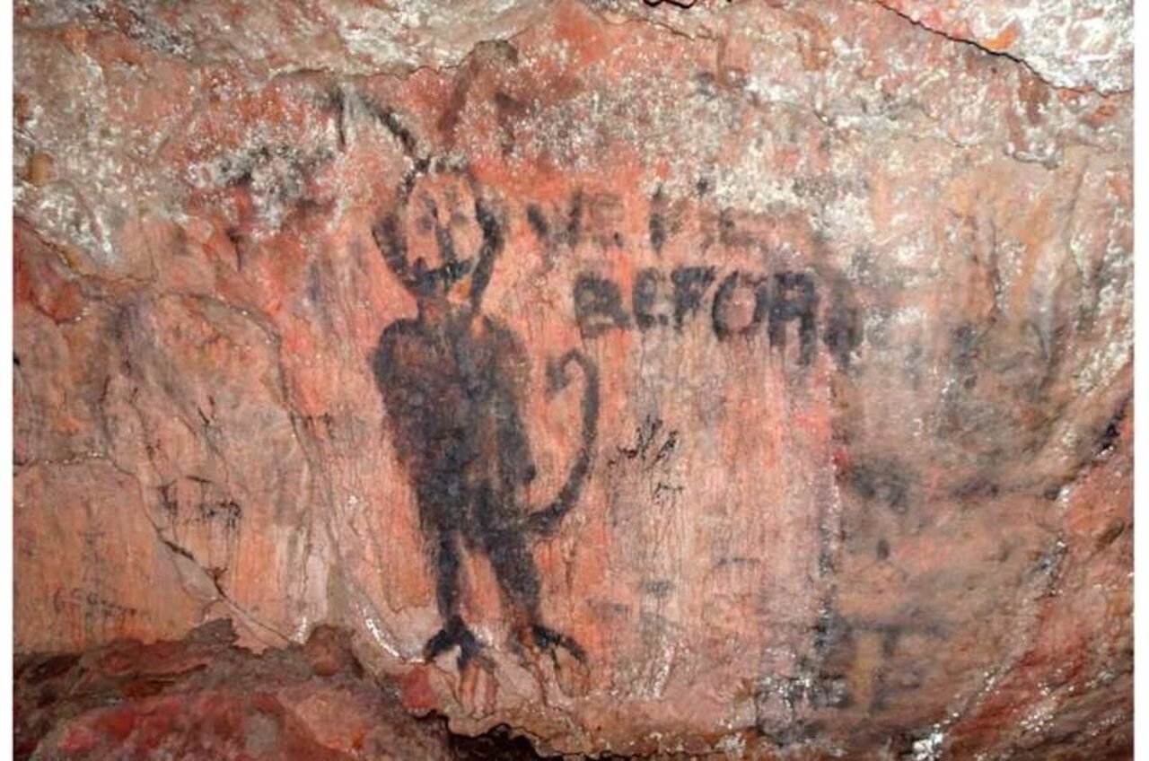 Ces mysterieuses traces rouges pourraient etre les plus anciennes peintures