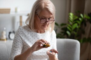 Calcium et vitamine D contre les fractures : cette étude sur 154 000 adultes remet tout en question